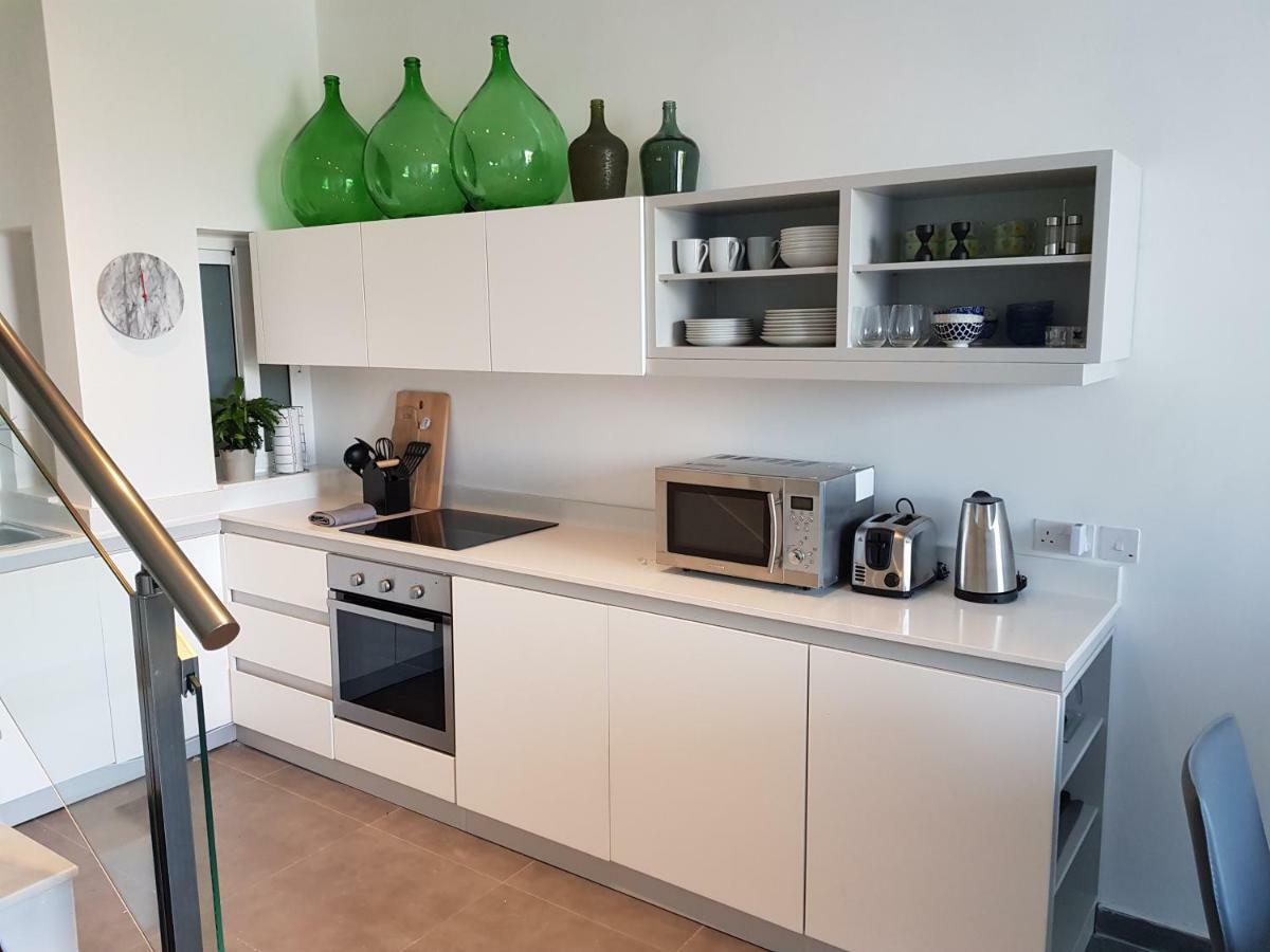 Duplex Maisonette With Heated P-Pool And Jacuzzi Saint Julian's Ngoại thất bức ảnh