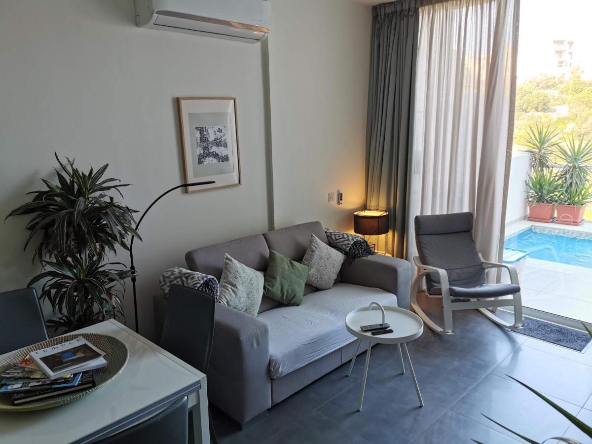 Duplex Maisonette With Heated P-Pool And Jacuzzi Saint Julian's Ngoại thất bức ảnh