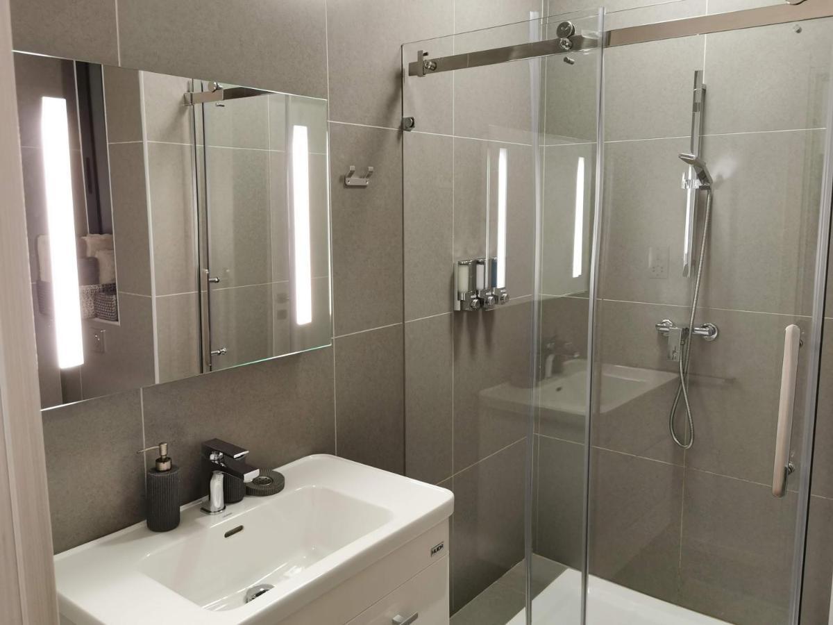 Duplex Maisonette With Heated P-Pool And Jacuzzi Saint Julian's Ngoại thất bức ảnh