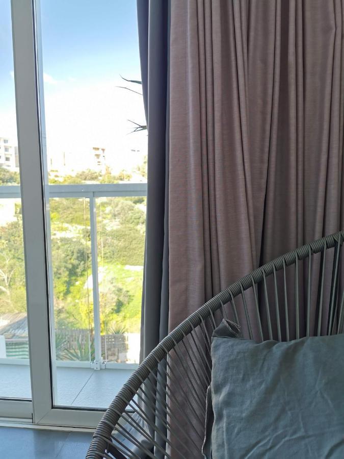 Duplex Maisonette With Heated P-Pool And Jacuzzi Saint Julian's Ngoại thất bức ảnh